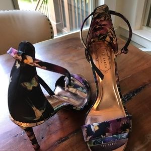 Ted Backer London -Charv Floral Ankle Strap Sandal